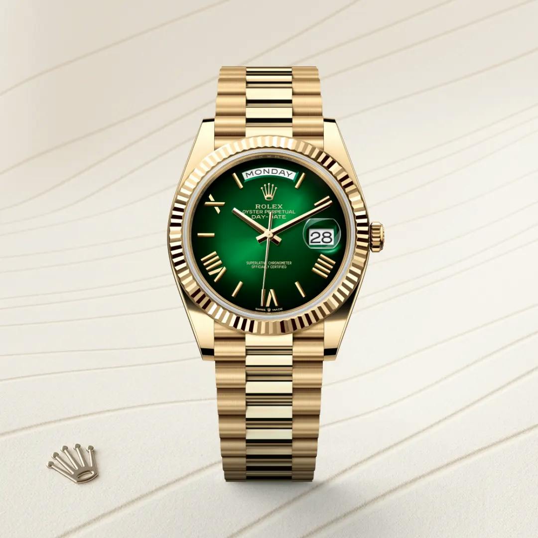Rolex Day-Date 40 18 ct yellow gold, M228238-0069