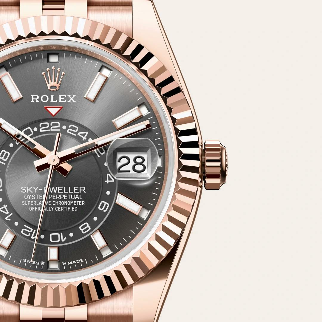 Rolex Sky-Dweller 18 ct Everose gold, M336935-0008