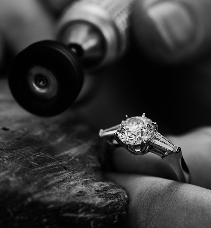 Configure your engagement ring